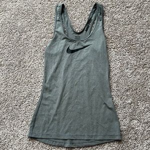 NIKE Pro Racerback Workout Tank Top
